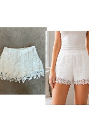 White Floral Crochet Lace Shorts Sz L Scalloped Hem Lined Feminine Summer Resort